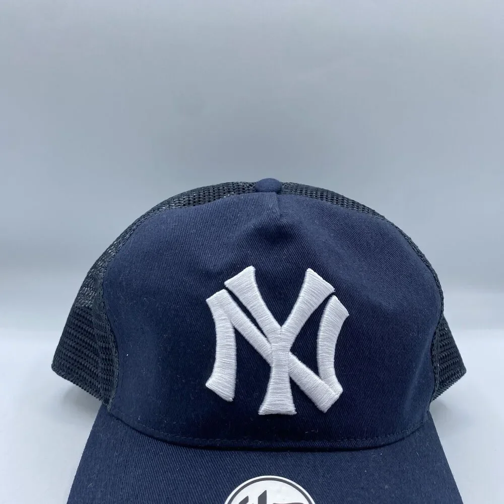 New York Yankees 47 Hitch Trucker Hat Mens OSFA Snapback MLB Baseball Blue NWOT